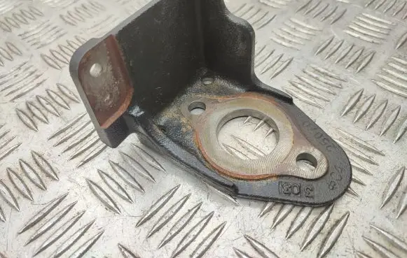 Toyota RAV 4 (XA50) other engine part 25070