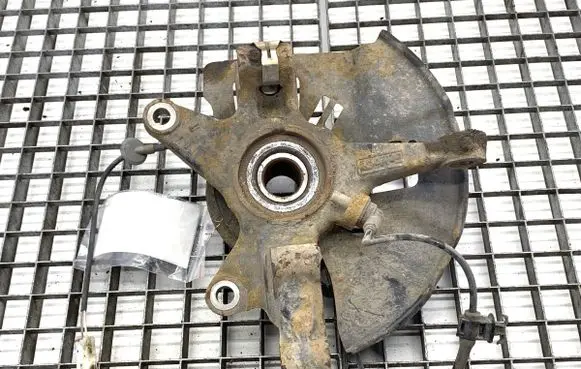 Mazda CX-7 Front wheel hub spindle knuckle