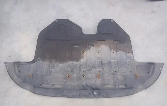 Hyundai ix35 Engine splash shield/under tray
