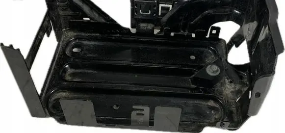 Chevrolet Volt II Battery box tray 84351704