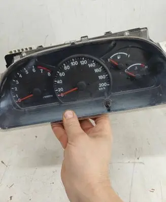 Suzuki Grand Vitara I Speedometer (instrument cluster) 3410065DR0 1573901310