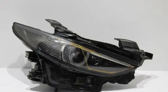 Mazda 3 Headlight/headlamp