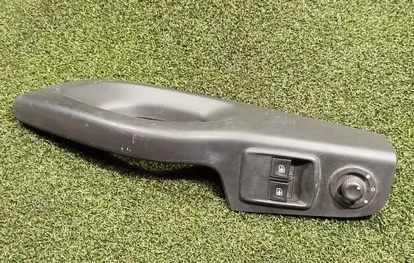Renault Trafic III (X82) Front door interior handle trim 93866643 93868886