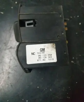 Opel Zafira A Headlight level height control switch 09133250