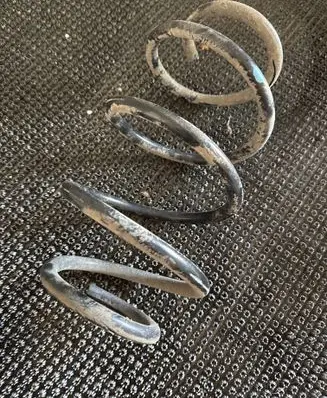 Nissan X-Trail T32 Front coil spring 