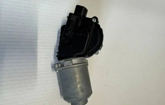 Subaru XV I Front wiper linkage and motor 86511FJ010 1593003242
