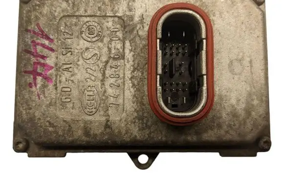 Audi A6 S6 C6 4F Headlight ballast module Xenon 5DF00870410 4F0941329B