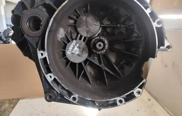 Ford Transit Manual 6 speed gearbox CC1R7002AD 060913 234653