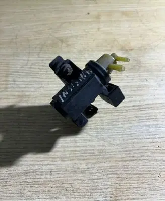 Opel Meriva A Turbo solenoid valve 55573362
