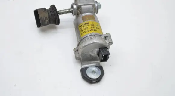 Mercedes-Benz ML W163 Vent window/glass motor A1638201442 14733179