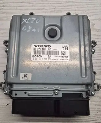 Volvo XC70 Engine control unit/module 31272462AA 1039S18372 0281012765