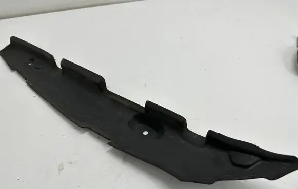 Audi A3 S3 8V Fender end trim 8V0821112C