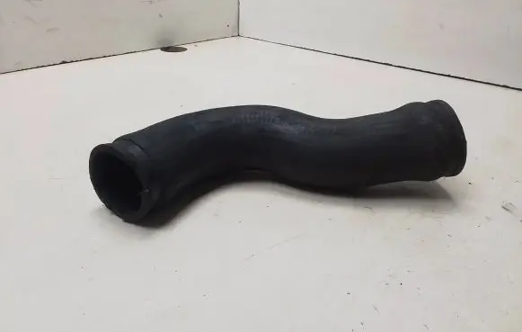 Toyota Avensis Verso Intercooler hose/pipe