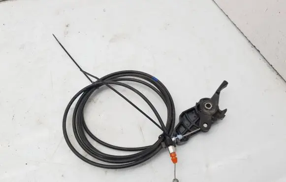 Daihatsu Sirion Fuel cap flap release cable 