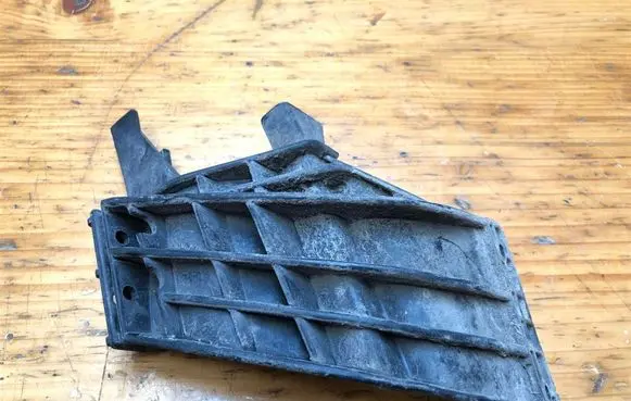 Mercedes-Benz S W220 Rear bumper mounting bracket A2208850263