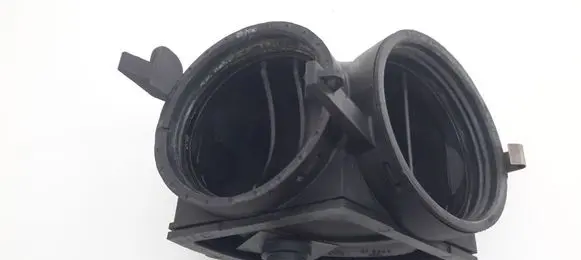 Mercedes-Benz CLK A209 C209 Air intake hose/pipe A1121400118