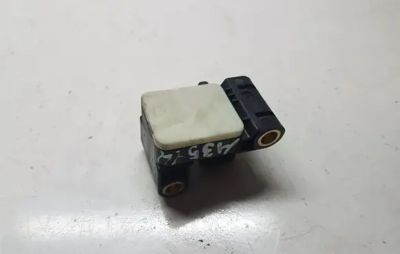 BMW 1 E82 E88 Airbag deployment crash/impact sensor 6956485 A3514