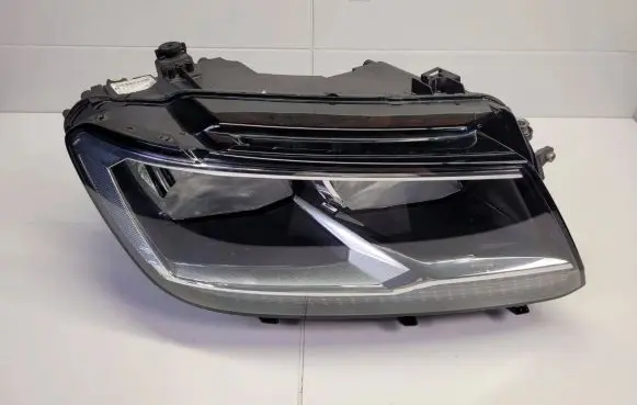 Volkswagen Tiguan Headlight/headlamp 5NB941006B