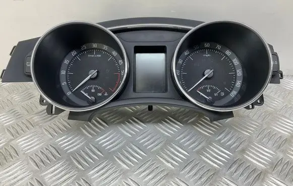 Skoda Superb B6 (3T) Speedometer (instrument cluster) 3T2920941K