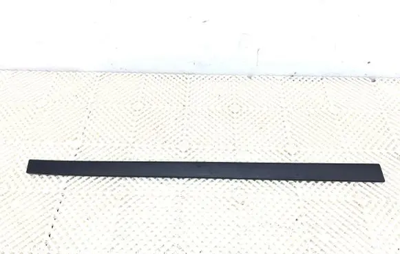Hyundai Tucson TL Front door trim (molding) 87723D7000