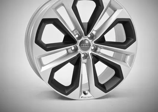 Audi Q3 F3 R20 alloy rim 83A601025E