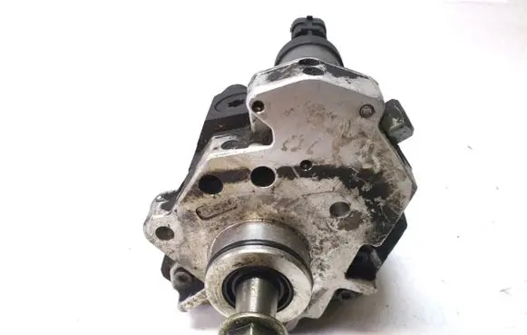 Renault Espace - Grand espace IV Fuel injection high pressure pump
