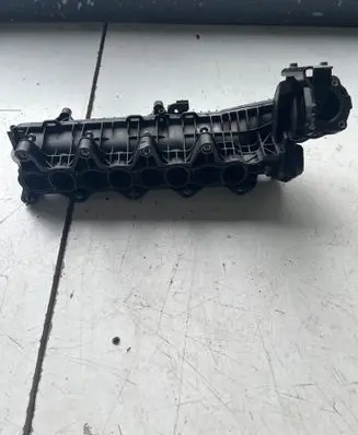 Opel Zafira C Intake manifold 55500777 A42706200086100