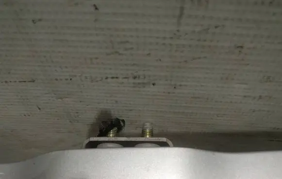 Mazda Premacy Tailgate/trunk/boot hinge 