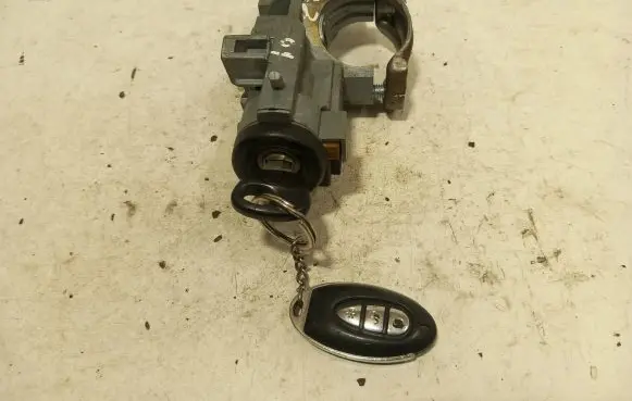 Mazda 323 Ignition lock