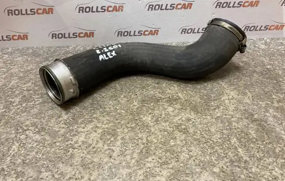 Mercedes-Benz C W204 Intercooler hose/pipe A2045281882