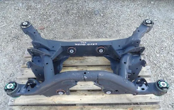 Land Rover Discovery Sport Front axle beam 