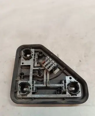 BMW 5 E39 Tail light bulb cover holder 8371325