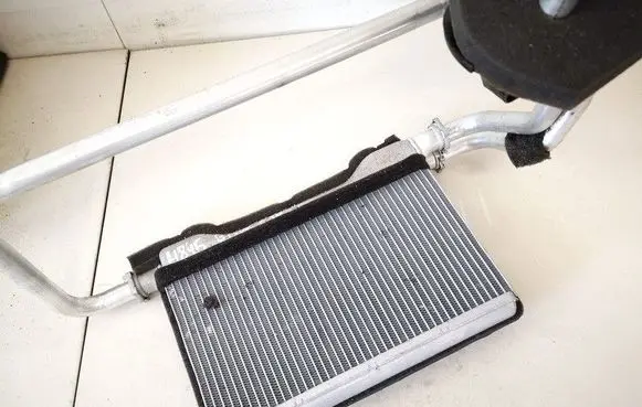 BMW 5 F10 F11 Heater blower radiator S8206001
