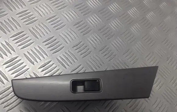 Mazda 3 I Electric window control switch BS3E66380