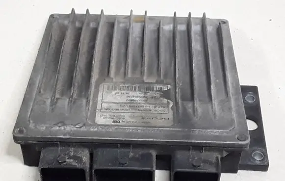 Renault Megane II Engine control unit/module 8200259832 8200264698