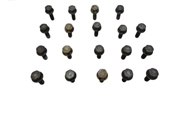 Opel Vivaro Nuts/bolts 