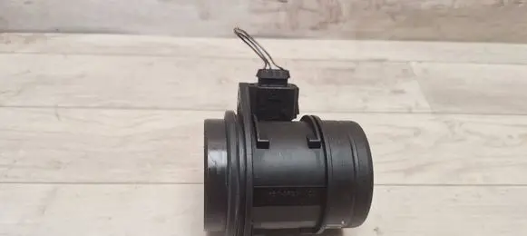 Mercedes-Benz A W169 Mass air flow meter A0000942948 5WK97003 1525A001