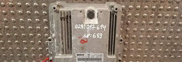 Renault Latitude (L70) Engine control unit/module S25053689 0281017614 237101214R