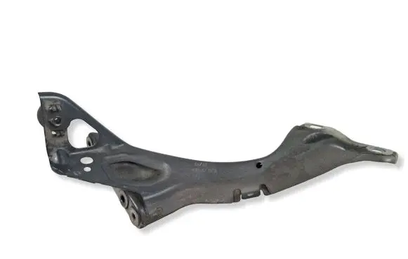 Audi A6 S6 C7 4G Fender mounting bracket 4G0821136A
