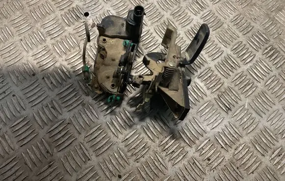 Jeep Grand Cherokee Rear door lock
