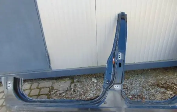 Nissan Qashqai+2 Sill