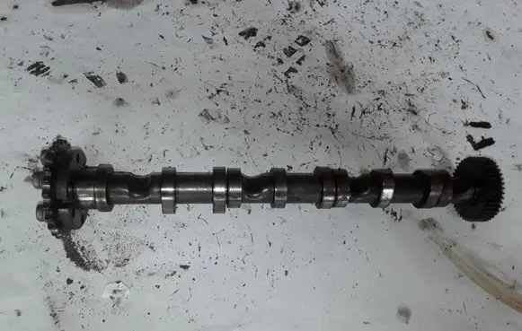 Audi A6 S6 C6 4F Camshaft 057109116J