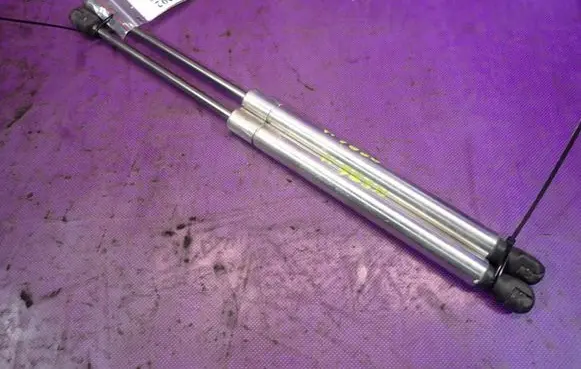Audi A8 S8 D3 4E Tailgate strut 