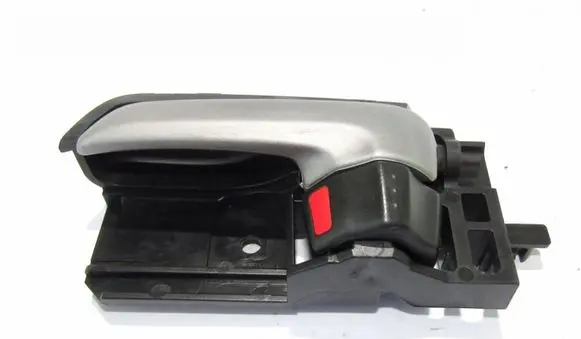 Suzuki SX4 Front door interior handle