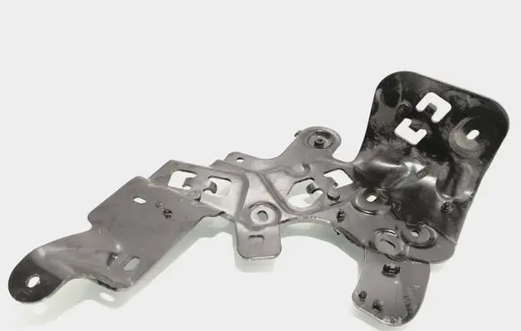 Land Rover Defender Other engine bay part Jpla14a004kd