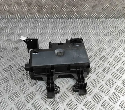 Ford Mustang VI Fuse box cover FU5Z14A003E