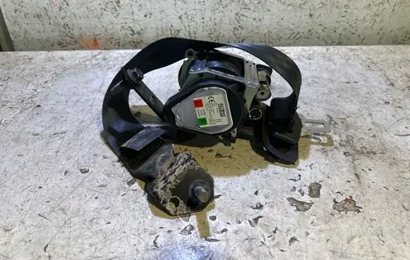 Ford Kuga III Rear seatbelt 00000900F 180620 642936100C