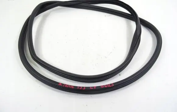 Nissan X-Trail T33 Front door rubber seal X-TRAIL