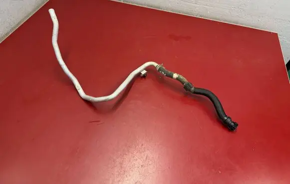 BMW X1 U11 Engine coolant pipe/hose 5A30C24 17125A30C24