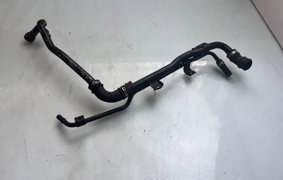 Audi A4 S4 B6 8E 8H Engine coolant pipe/hose 06B133607N 158600